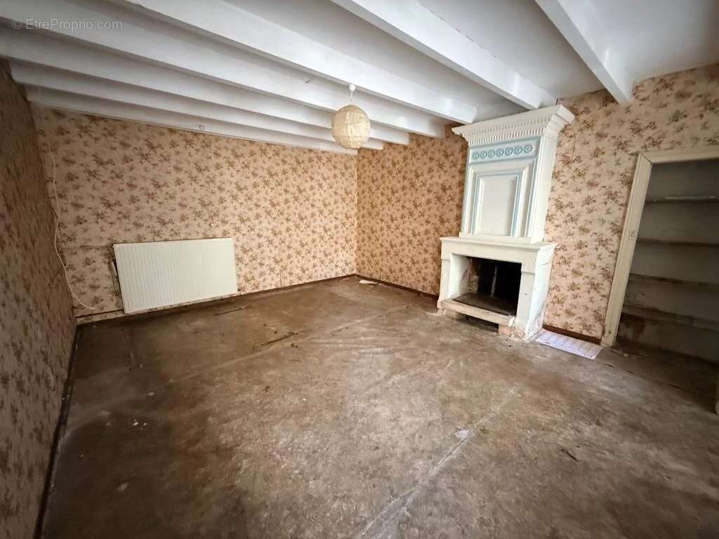 Maison à SAINT-GIRONS-D'AIGUEVIVES