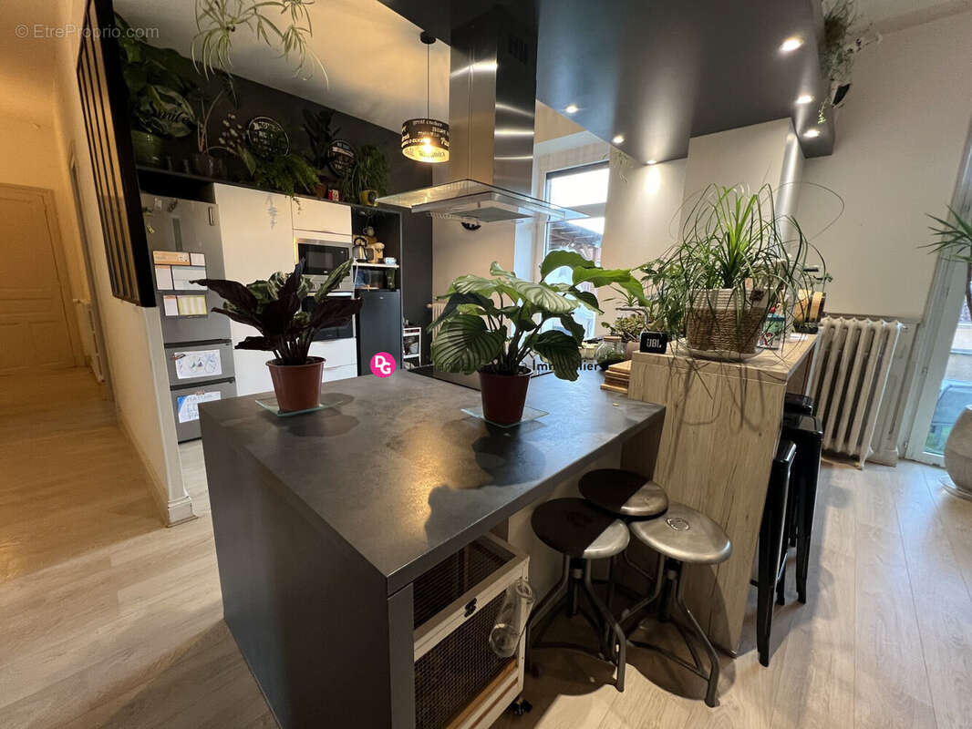 Appartement à DECAZEVILLE