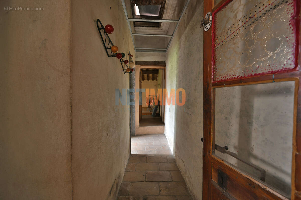 Maison de village T4 avec cour et annexes - photo 7