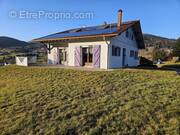 Maison à LE SYNDICAT