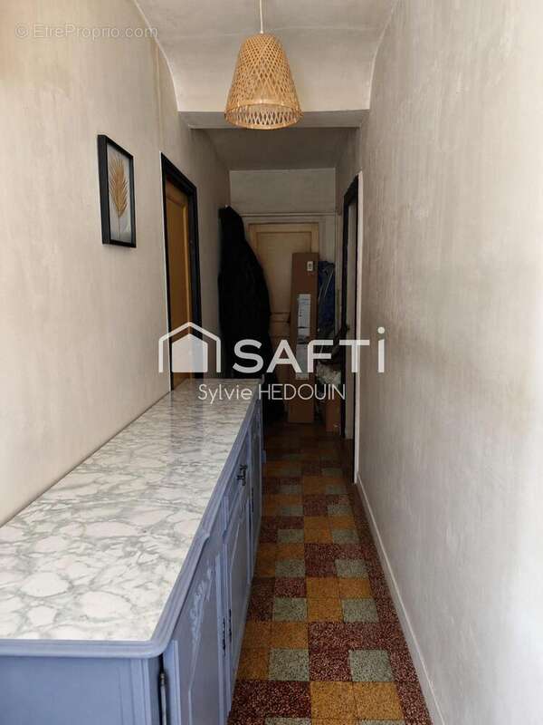 Maison 78 m² à Saint-Cyr-En-Pail  - photo 4