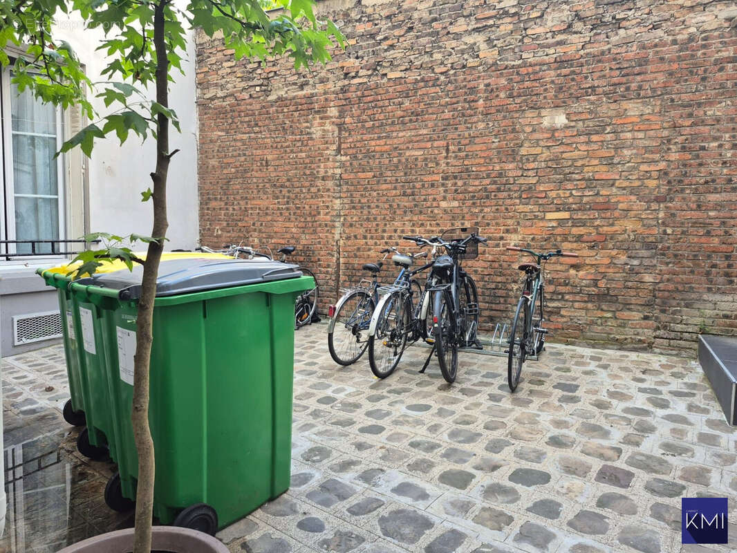Appartement à PARIS-20E