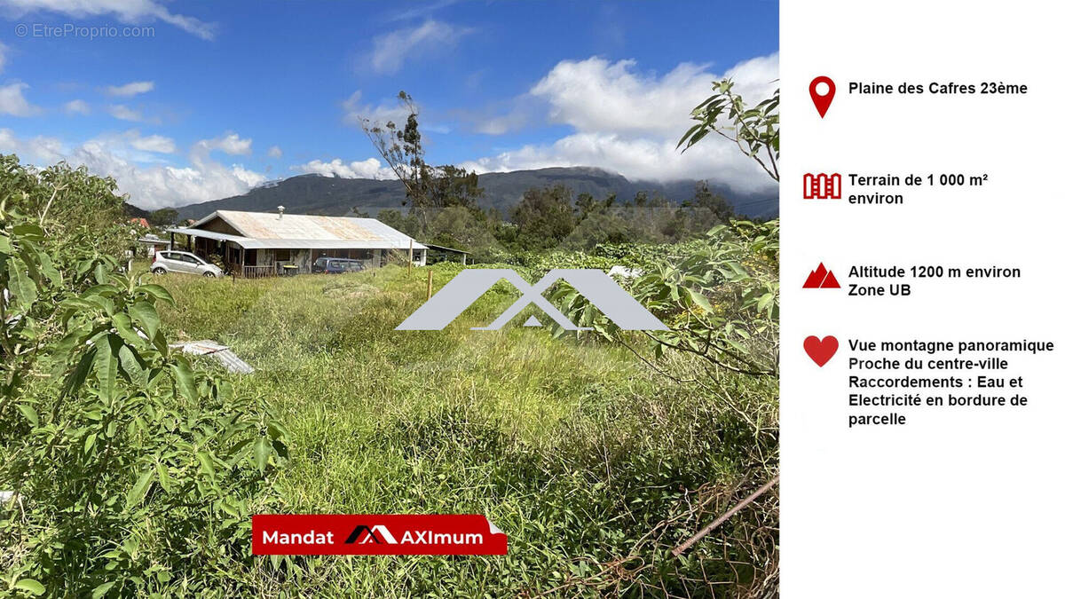 Terrain à SAINT-PIERRE