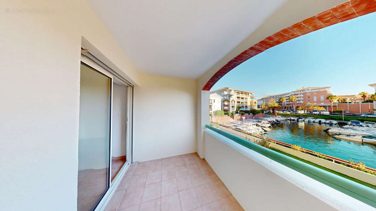 Appartement à FREJUS