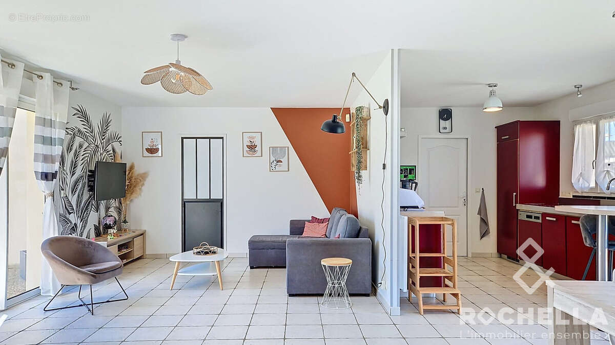 Maison à LA CROIX-COMTESSE