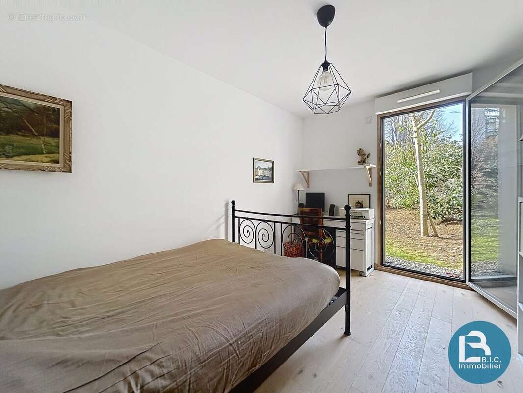 Appartement à CHAMPAGNE-AU-MONT-D'OR