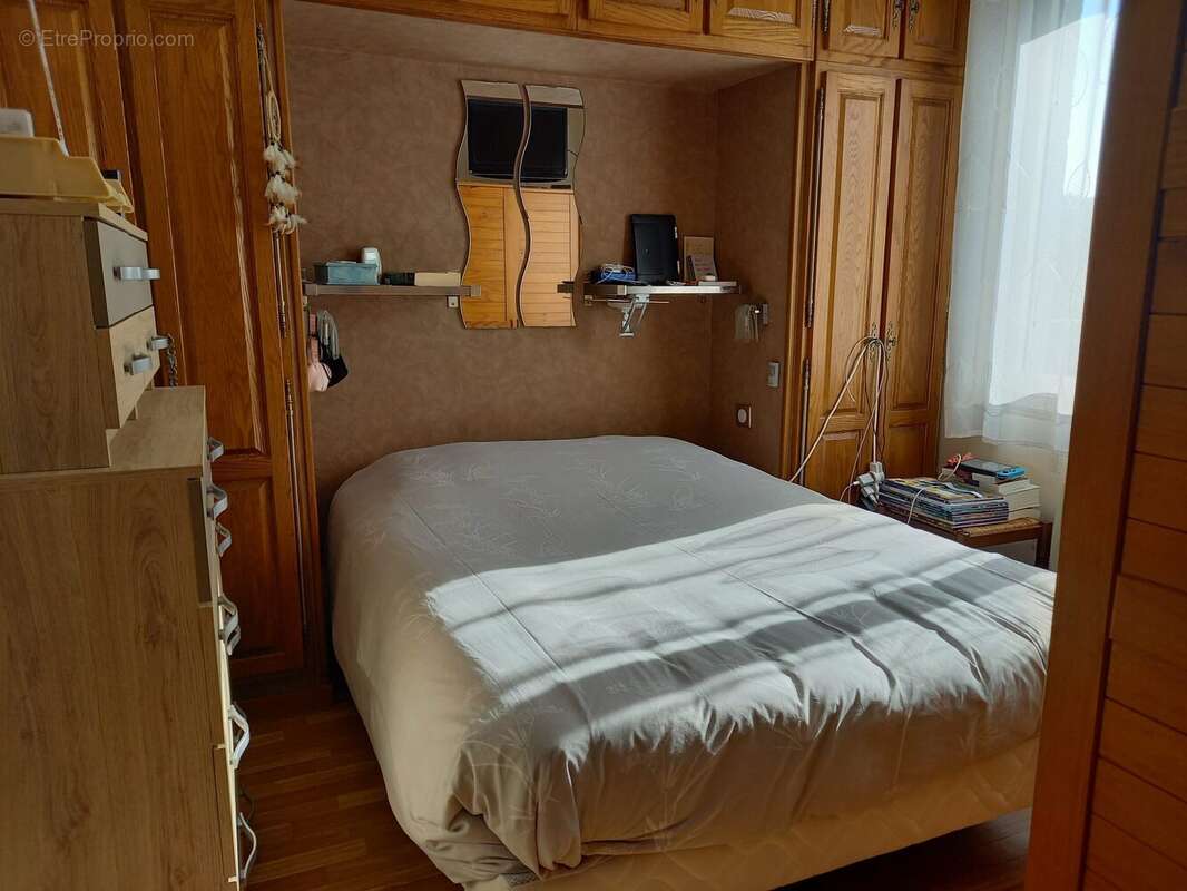 Maison à LA HAYE-MALHERBE