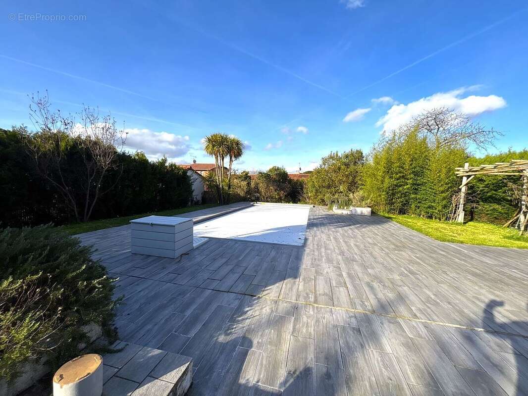 Maison à L'ISLE-JOURDAIN