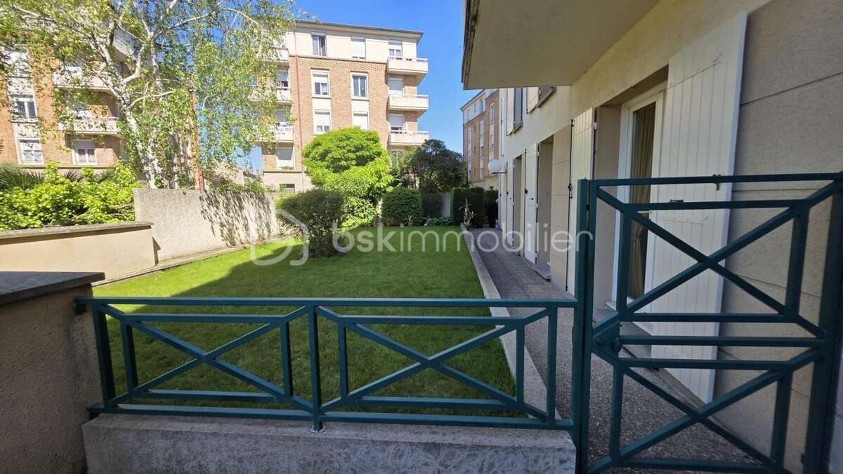 Appartement à CORBEIL-ESSONNES