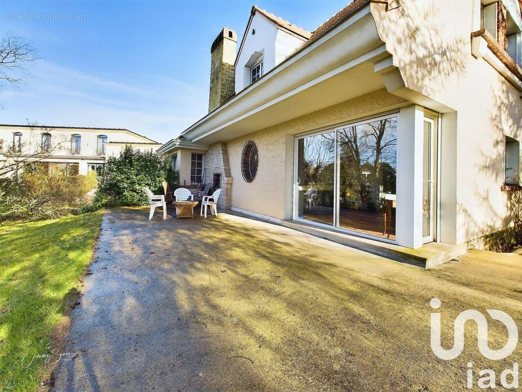 Photo 1 - Maison à LE PLESSIS-TREVISE