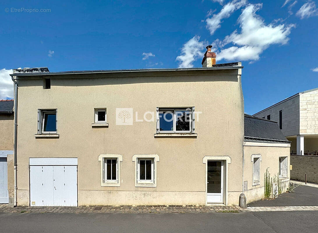 Maison à DOUE-LA-FONTAINE