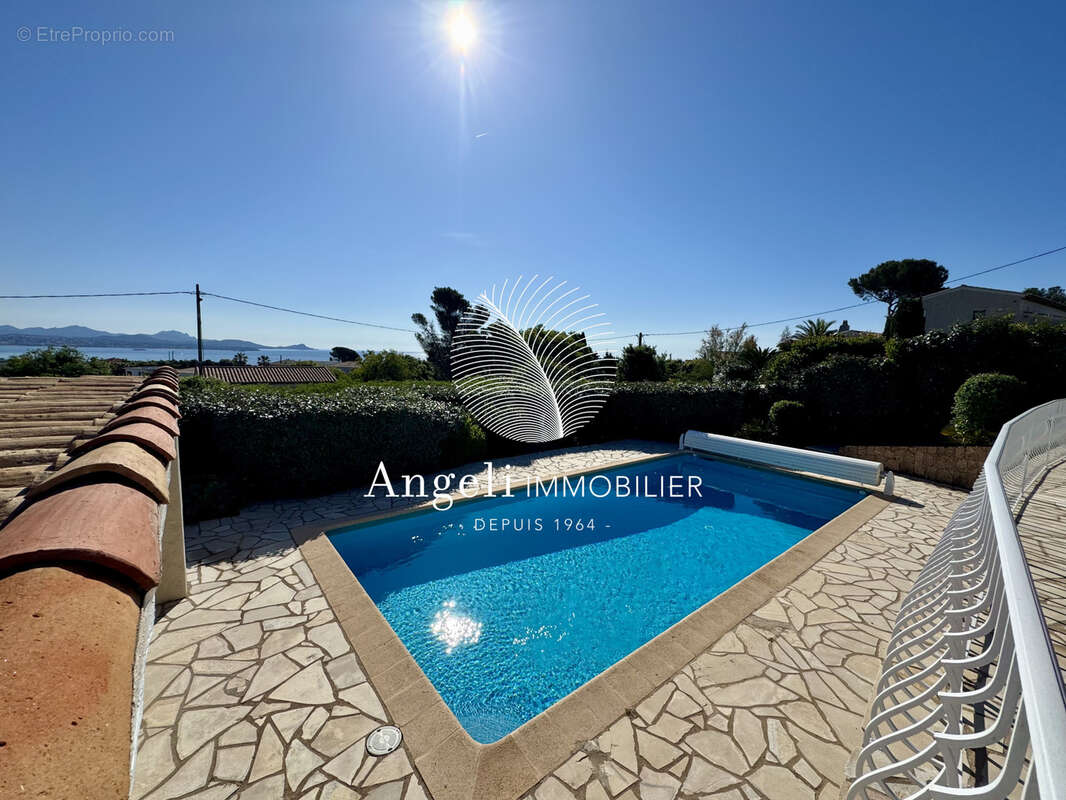 Maison à FREJUS