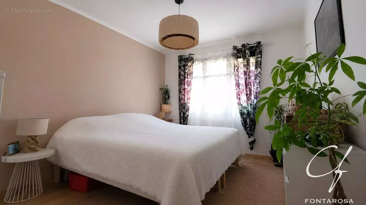 Appartement 3/4 pièces saint Raphaël , entièrement rénové - photo 8