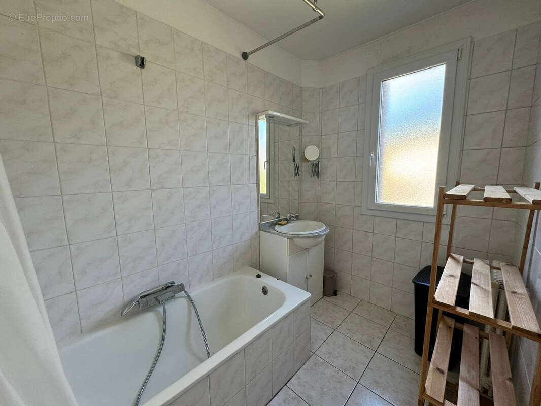 Appartement à LA FERTE-ALAIS