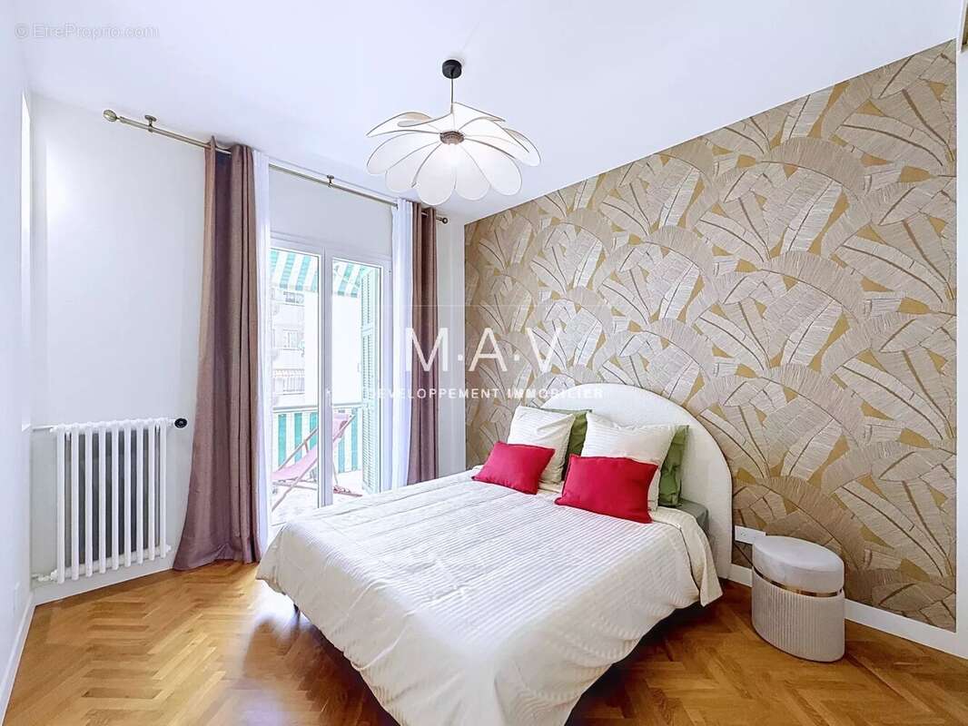Coeur nice/fleurs gambetta appartement 3 pièces luxueusement rénové terrasse au calme - photo 15