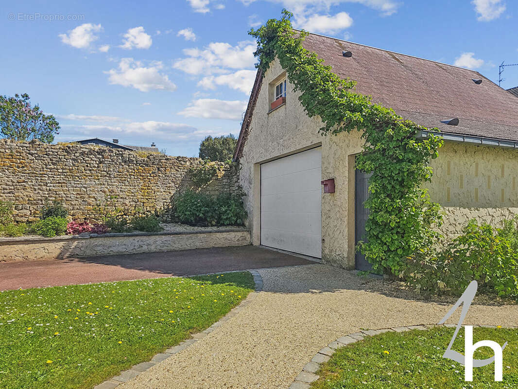 Maison à FONTENAY-LE-PESNEL