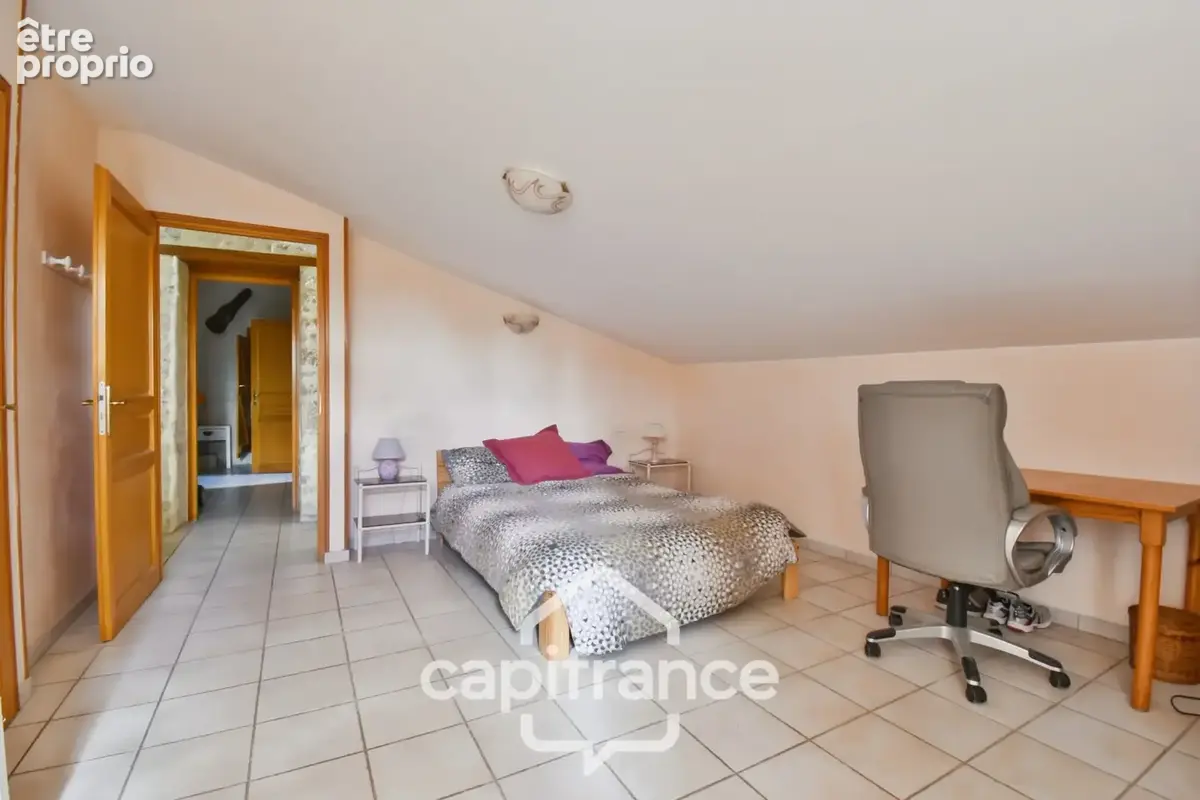 Maison de caractère à vendre 12 pièces SAINT SEVERIN SUR BOUTONNE (17) sur 4500m²de terrain arboré - photo 24