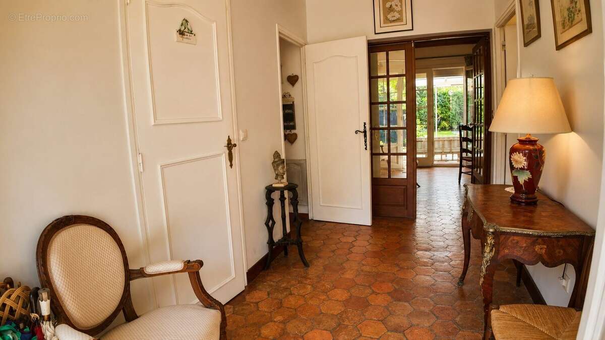Maison à CLAIREFONTAINE-EN-YVELINES