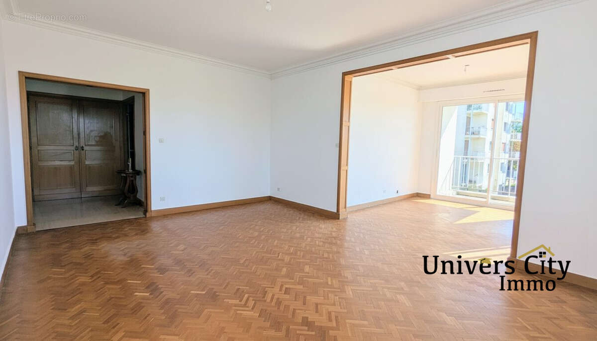 Appartement à SAINT-SEBASTIEN-SUR-LOIRE