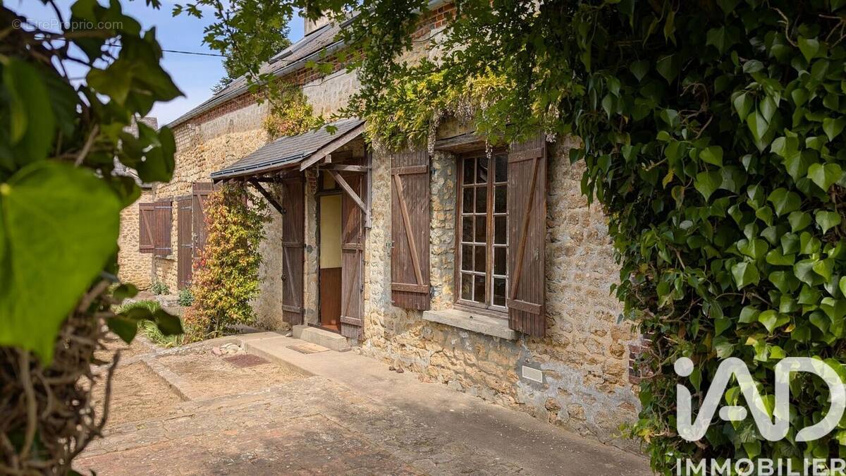 Photo 1 - Maison à SAINTE-SCOLASSE-SUR-SARTHE