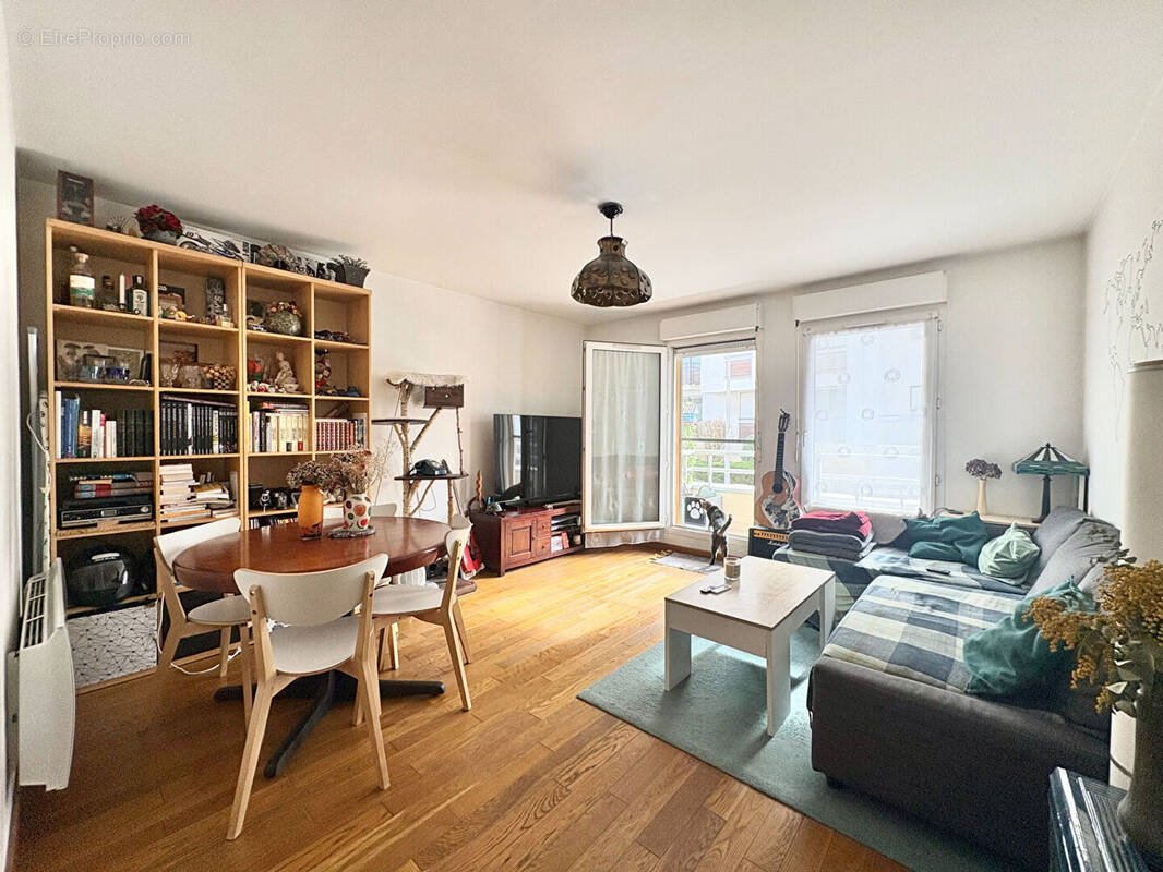 Appartement à SAINT-CYR-L'ECOLE