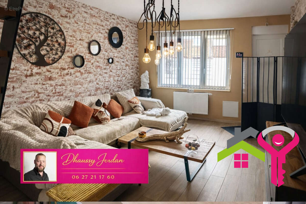 Maison à DOUCHY-LES-MINES