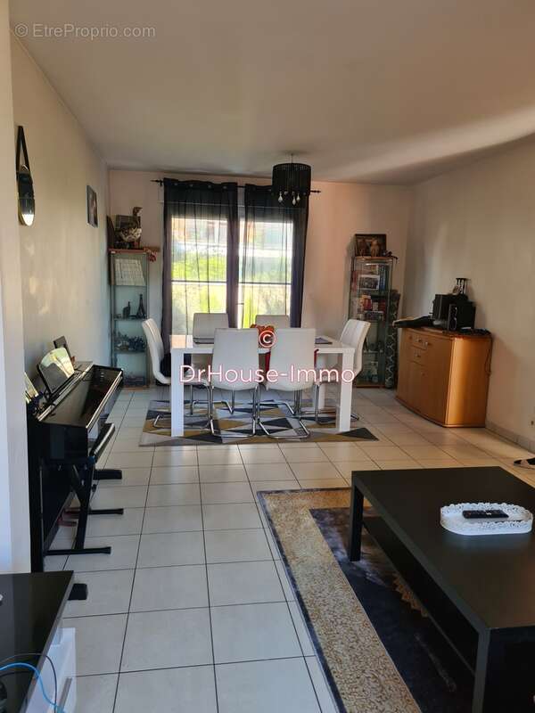 Maison à GENNEVILLIERS