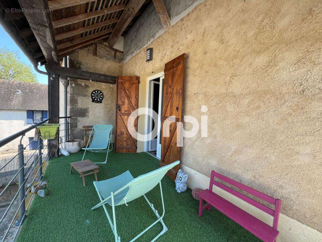 Maison à CUBLAC