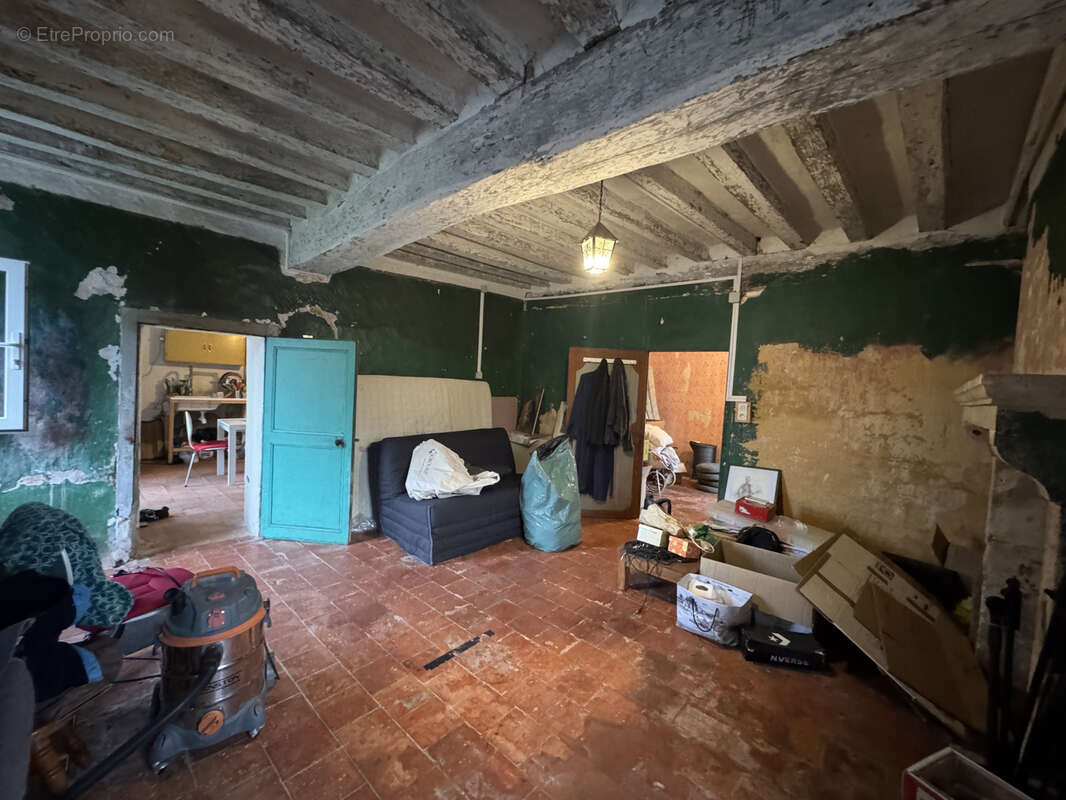 Maison à NEUVILLALAIS