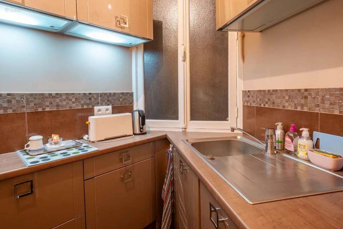 Appartement à PARIS-11E