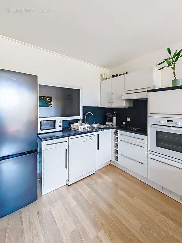 Appartement à COGOLIN