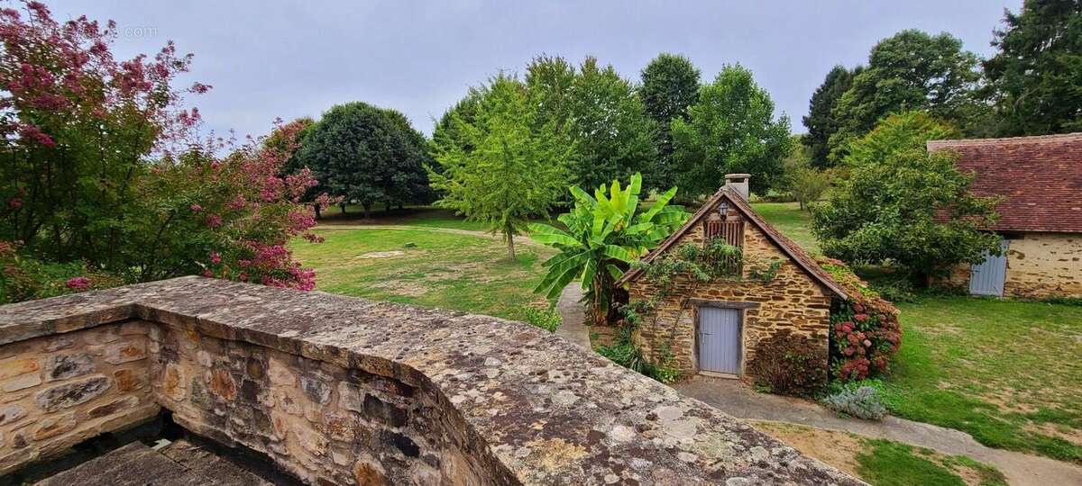 Maison à SAINT-YRIEIX-LA-PERCHE