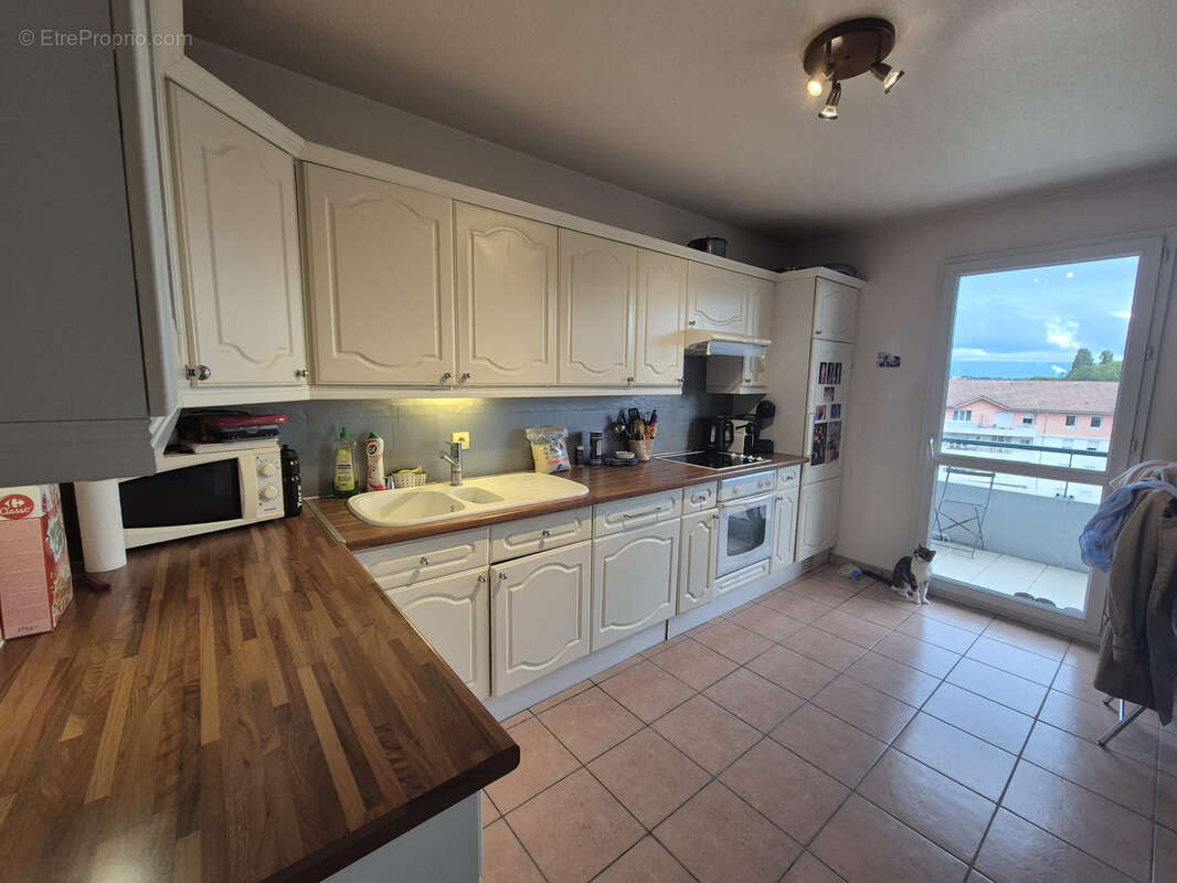 Appartement à VILLE-LA-GRAND