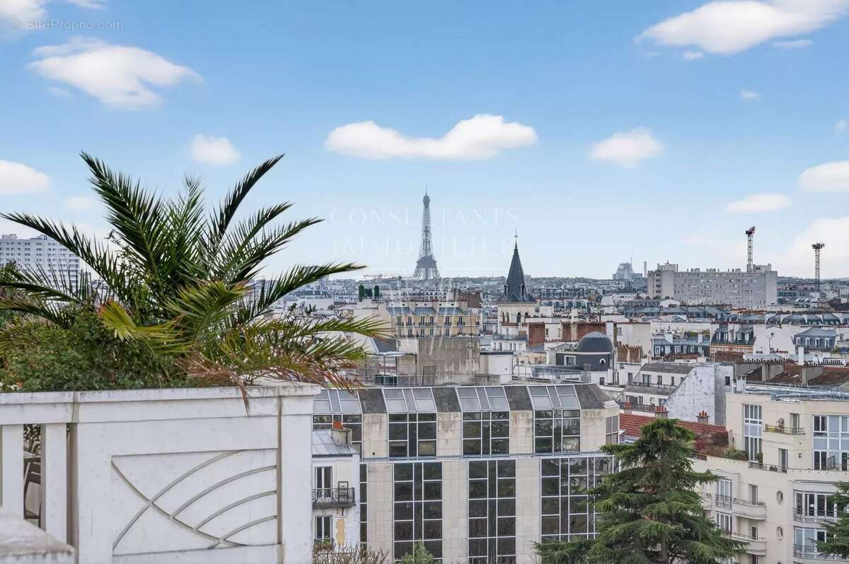 Appartement à LEVALLOIS-PERRET