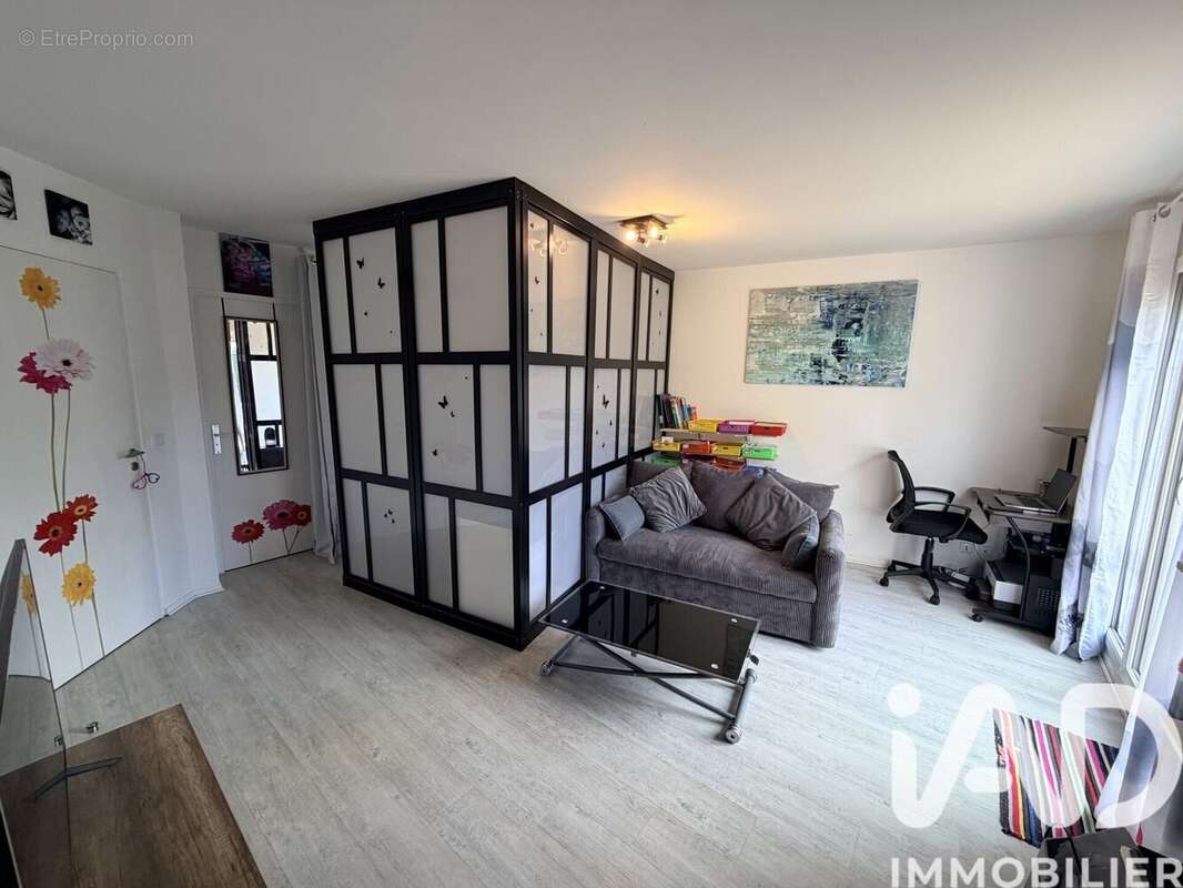 Photo 2 - Appartement à VERNEUIL-L'ETANG
