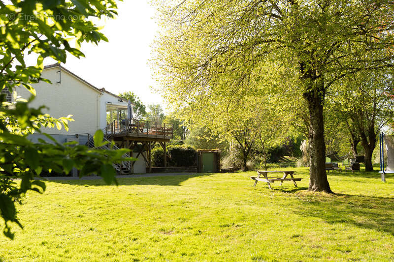 Maison à NESMY