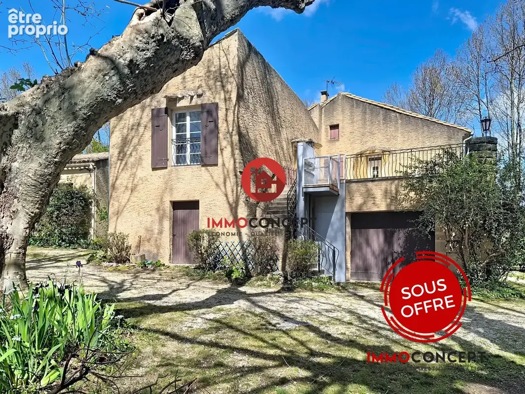 Maison à ROQUEMAURE