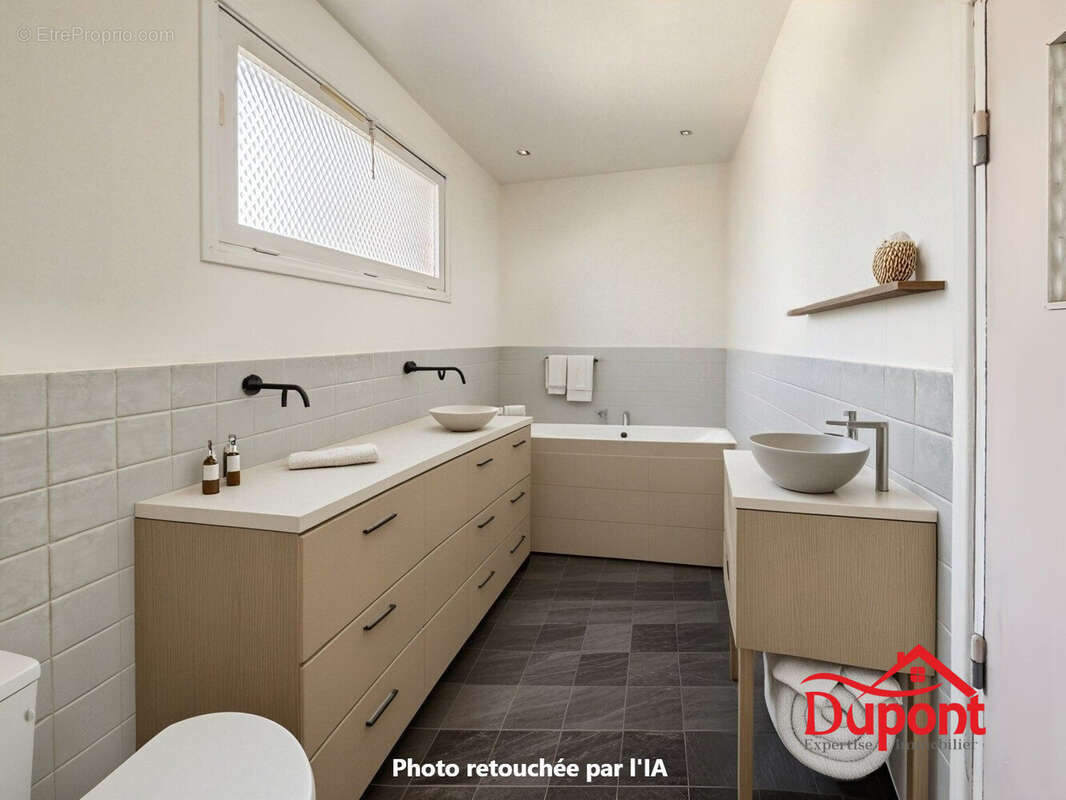 Maison à AVESNES-LES-AUBERT