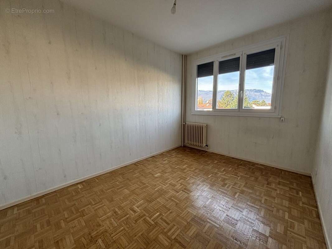 Appartement à SAINT-MARTIN-D&#039;HERES