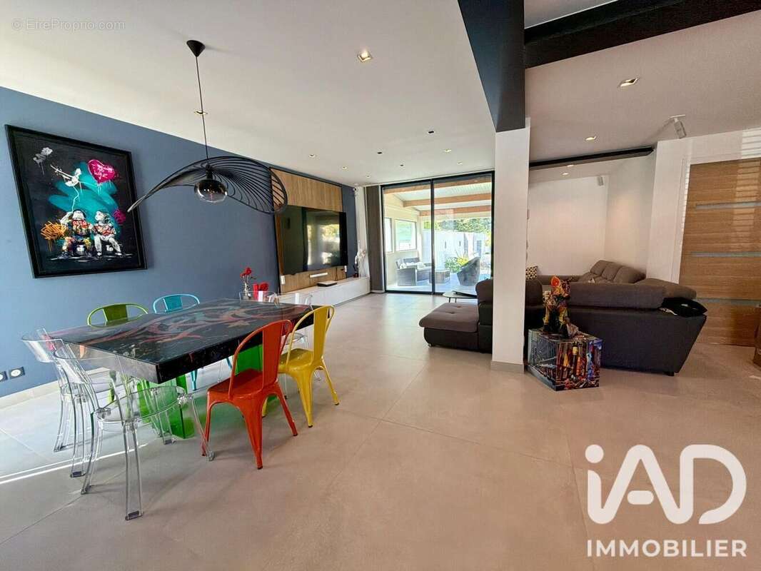 Maison 180 m² à Videlles  - photo 9
