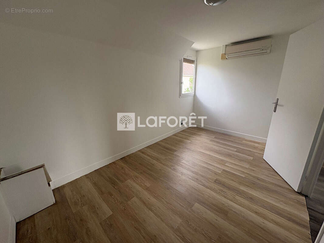 Maison Pontault Combault 6 pièce(s) 90 m2 - photo 6