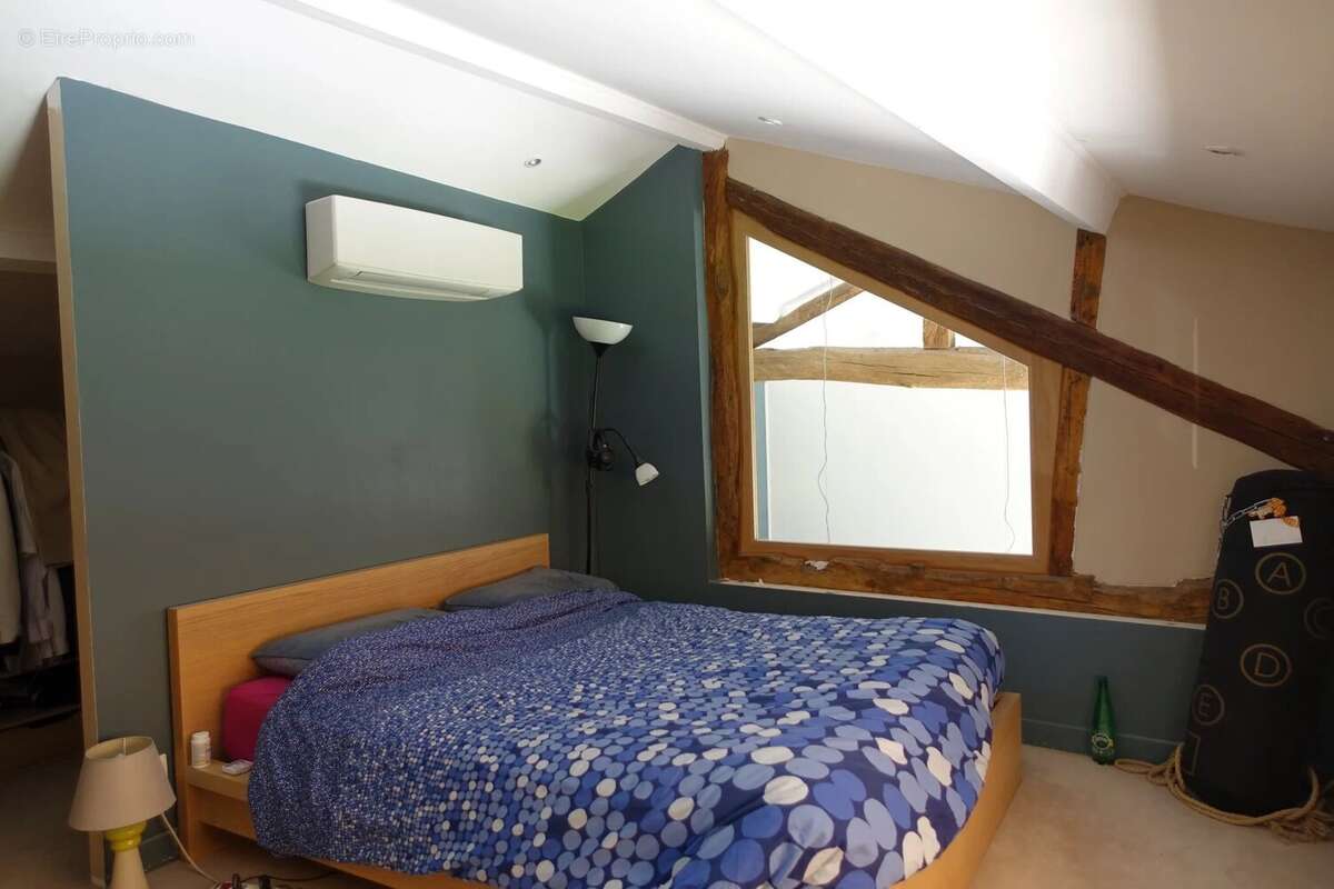 Maison à CRECHES-SUR-SAONE