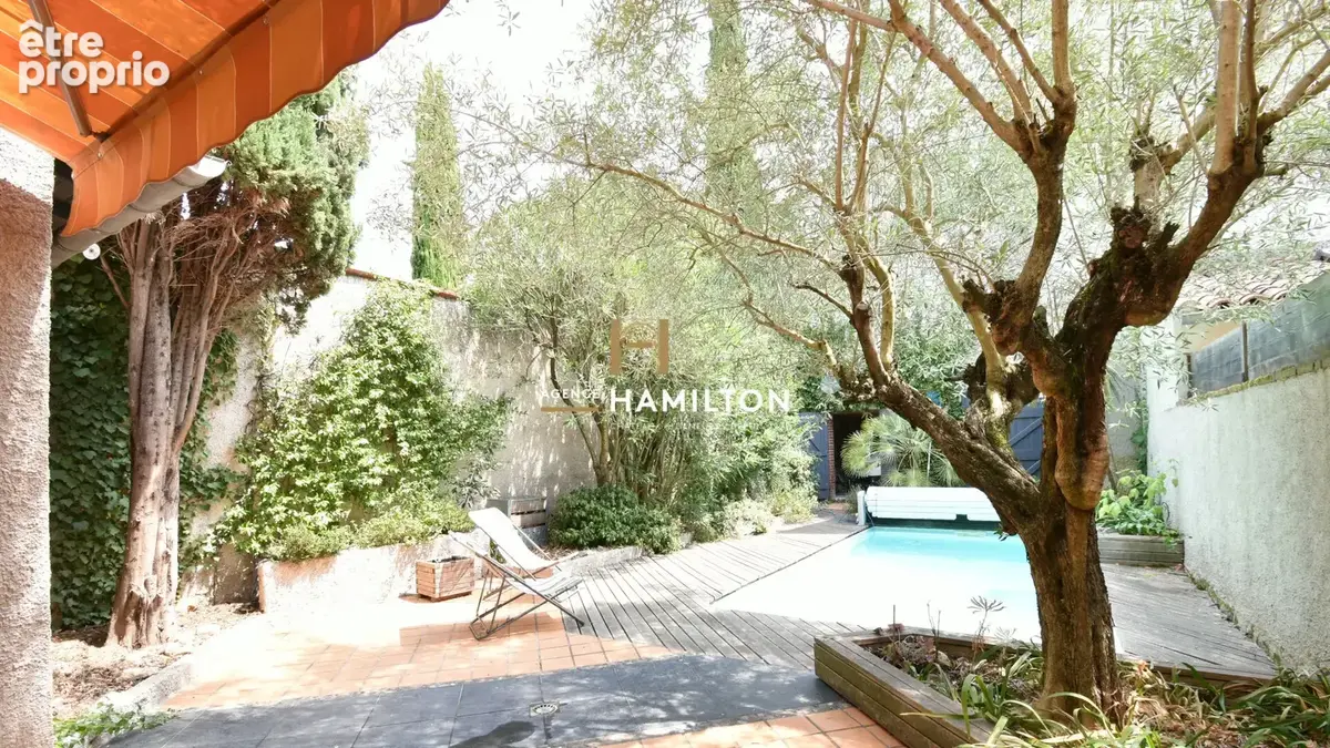Maison bourgeoise avec jardin intimiste, garage, piscine - photo 3