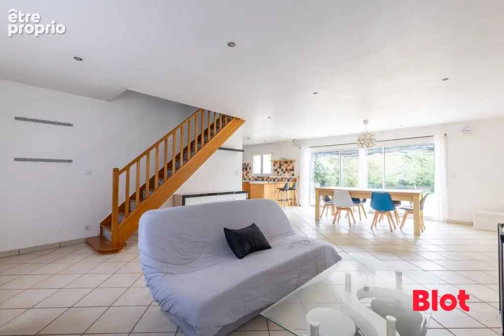 Maison 7 pièces 137 m² à vendre à Erce-En-Lamee (35620) - photo 1