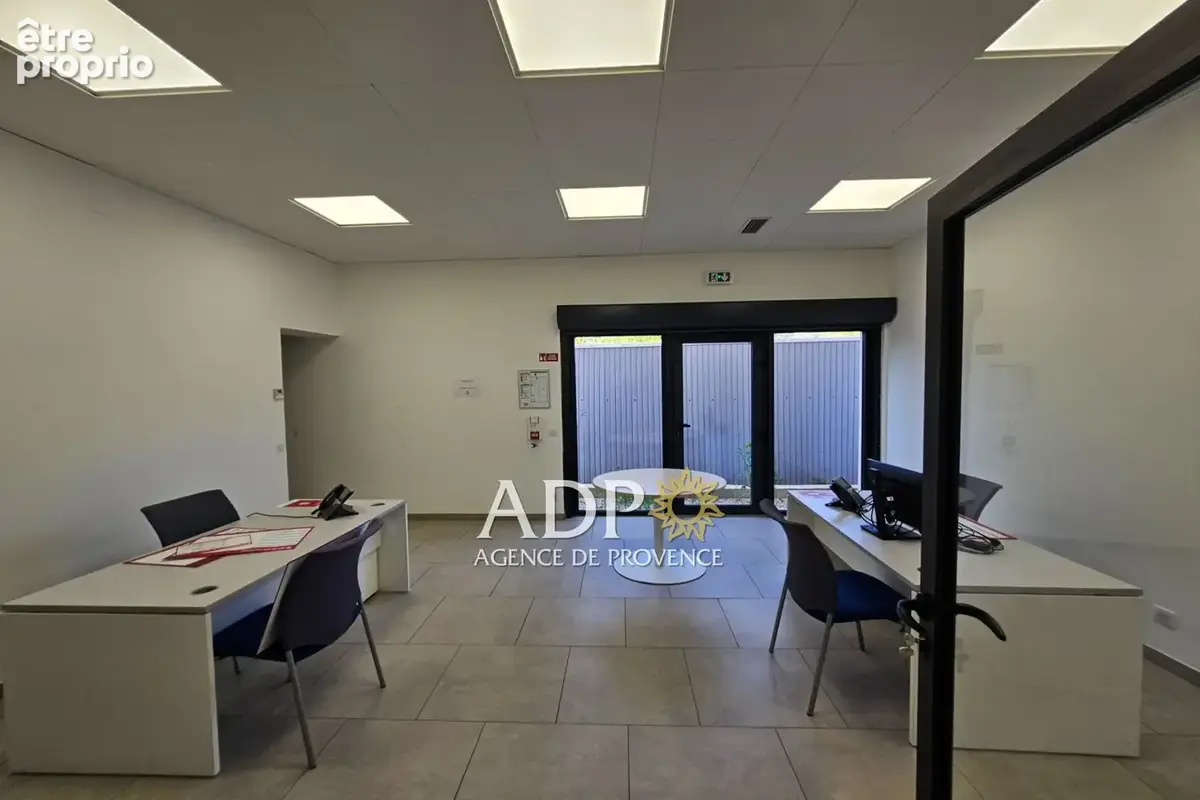 Commerce 125 m² à vendre à Callian (83440) - photo 5