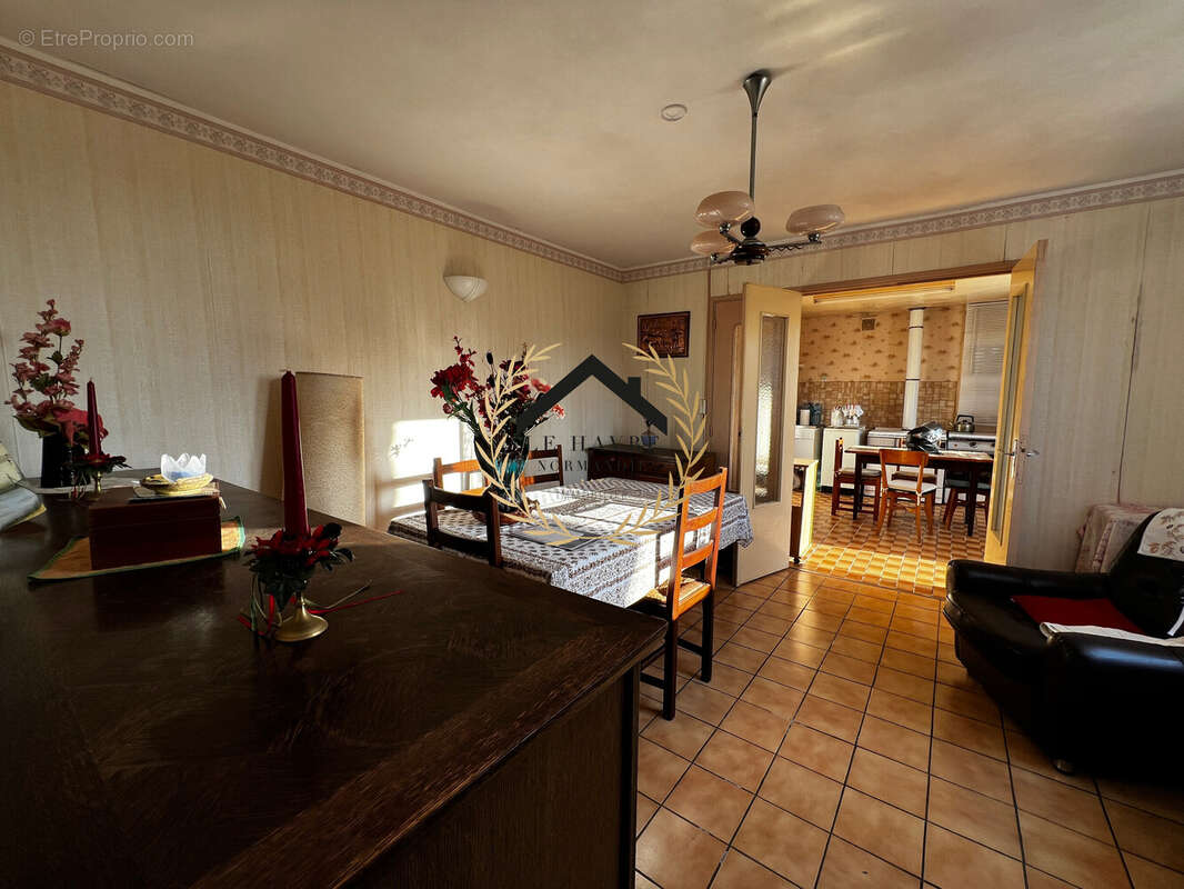 Maison à ANGERVILLE-L&#039;ORCHER