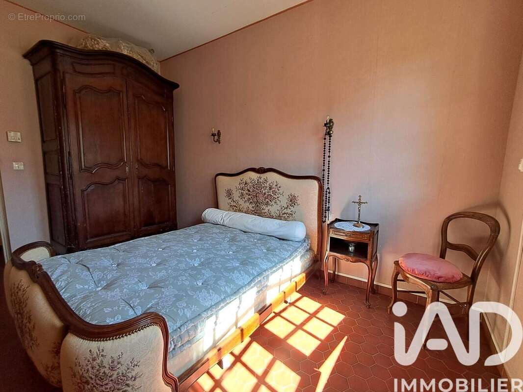 Maison 195 m² à Villedaigne  - photo 6