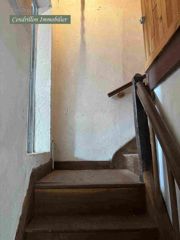Projet rénovation ! Maison indépendante 70m2 habitables, en pierre avec terrain, près du Lac de Vassivière. - photo 18
