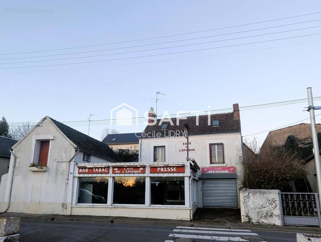 Photo 1 - Maison à TRUYES