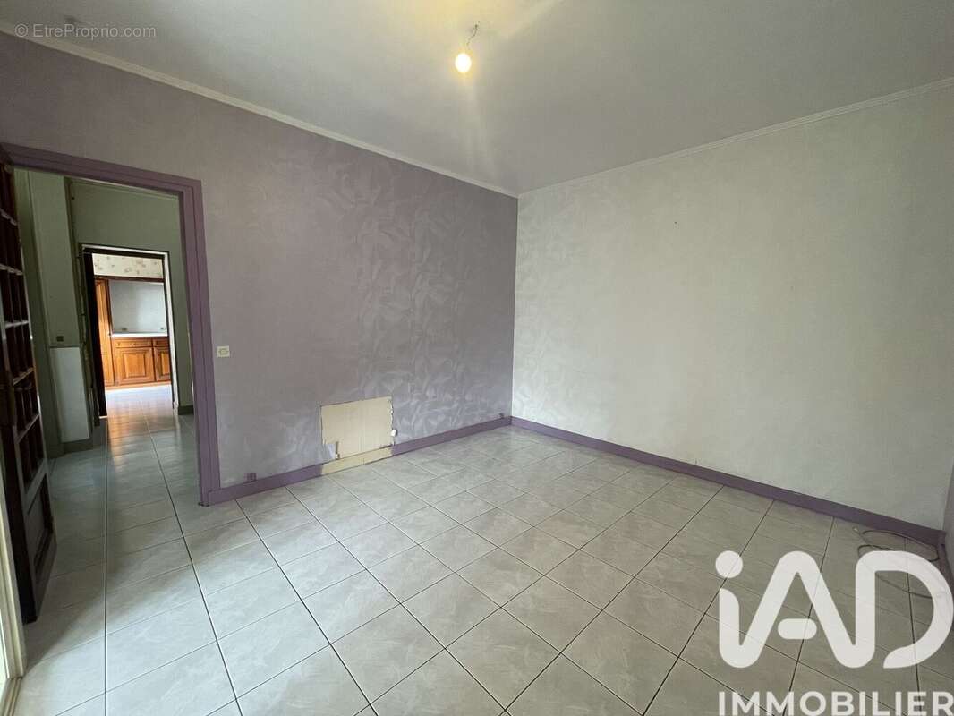 Photo 3 - Maison à NANTEUIL-LES-MEAUX